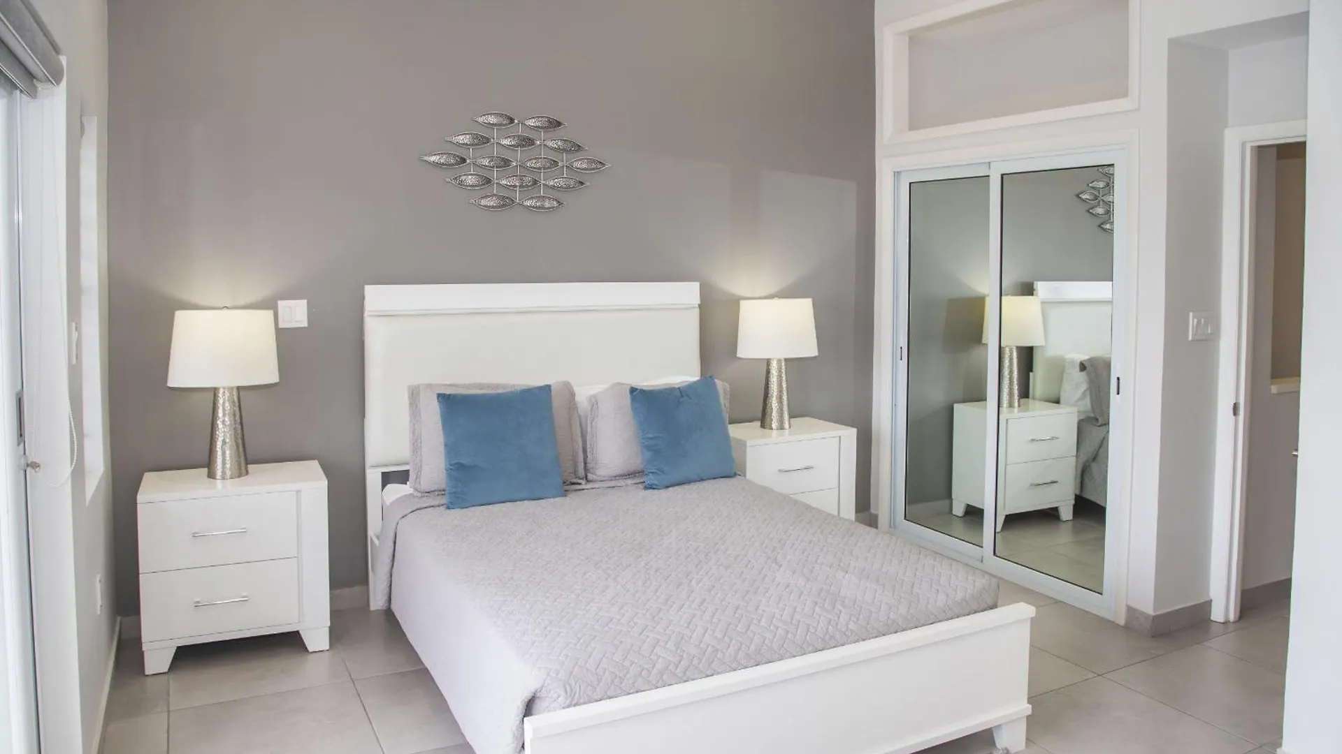 Vila 246D South Finger Jolly Harbour 0*,